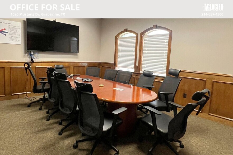 More Photos Of 1020 Mustang Dr, Grapevine Office For Sale