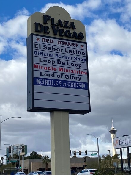 More Photos Of 1305 Vegas Valley Dr, Las Vegas Unknown For Lease