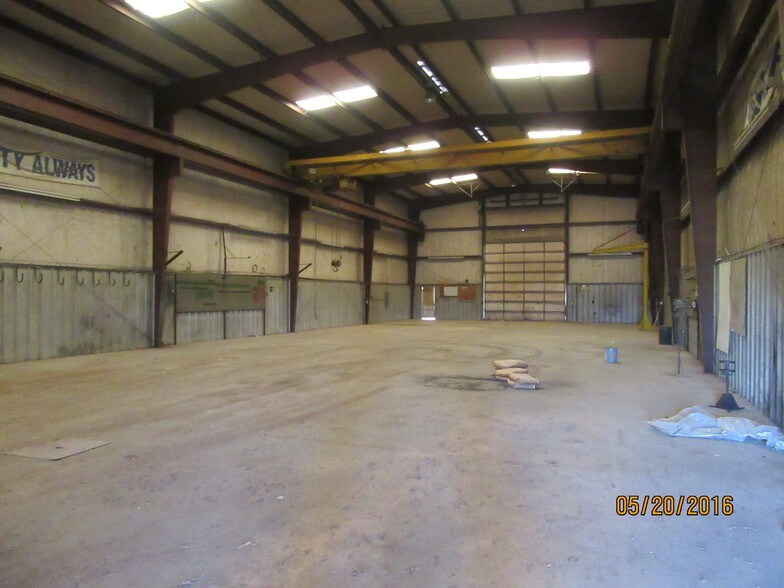 More Photos Of 1506 W Broadway Pl, Hobbs Service For Sale