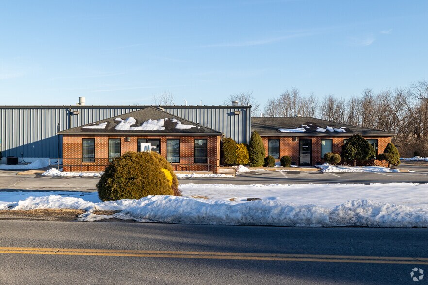 More Photos Of 717 Corning Way, Inwood Warehouse For Sale