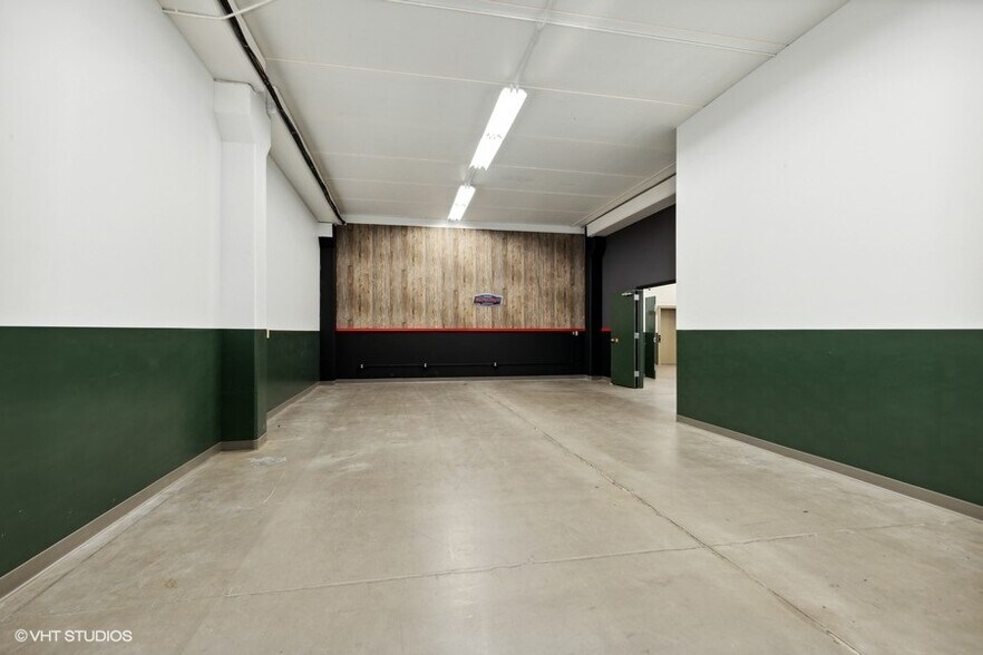 More Photos Of 454 County Rd V V, Somerset Manufacturing For Sale