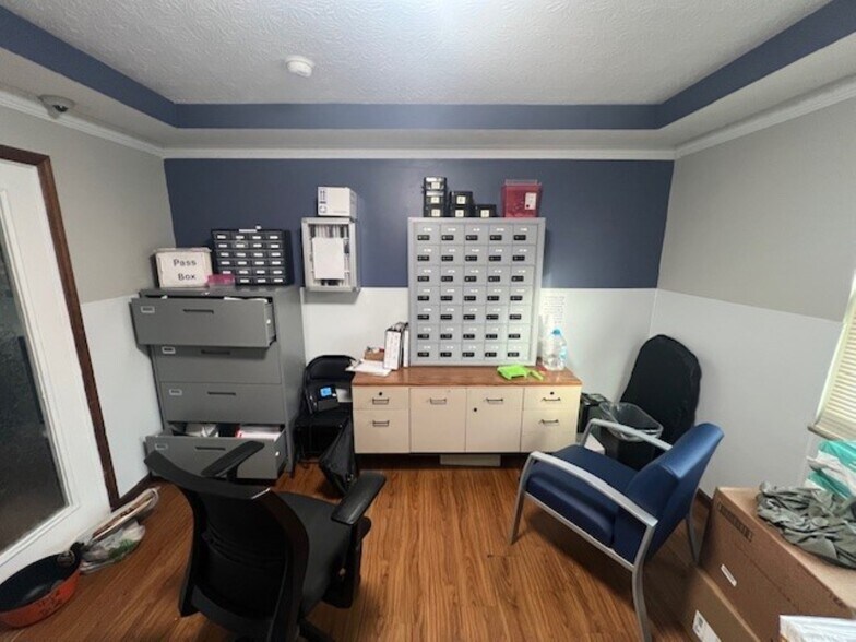 More Photos Of 110 Noe Bixby Rd, Columbus Rehabilitation Center For Sale