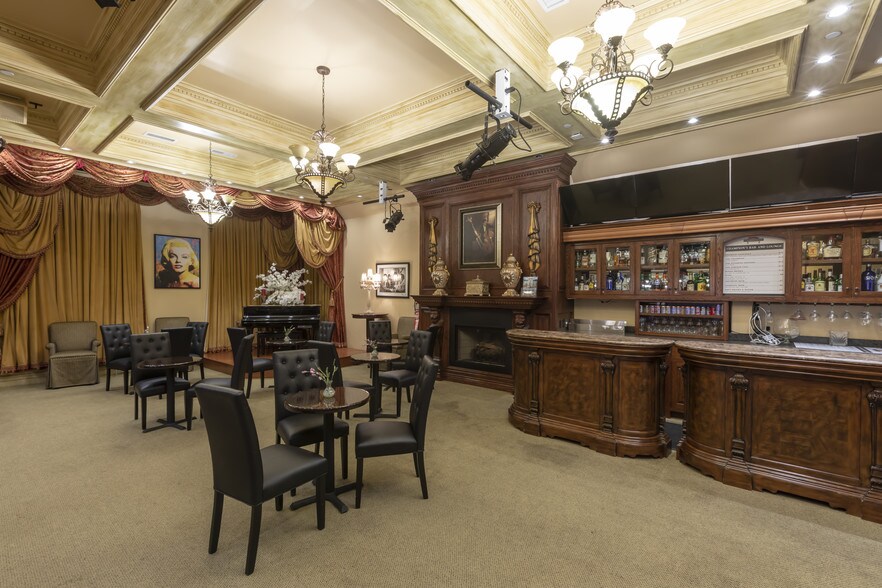 More Photos Of 100-112 N Citrus Ave, Covina Theater Concert Hall For Lease