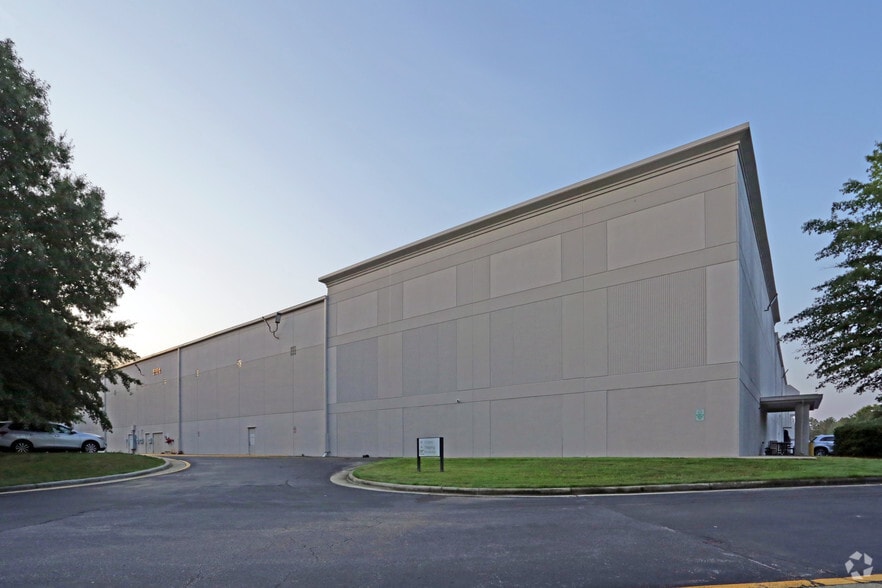 More Photos Of 5104 Chin Page Rd, Durham Warehouse For Lease