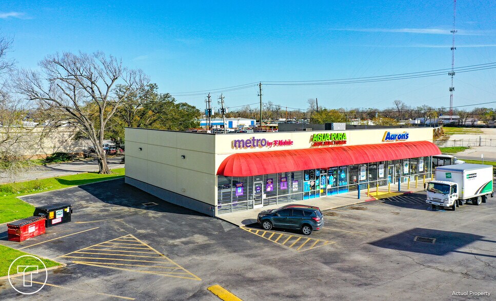 Primary Photo Of 1575 Little York Rd, Houston Freestanding For Sale