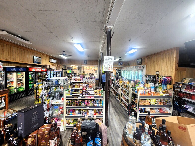 More Photos Of 125 W Mesick Ave, Mesick Convenience Store For Sale