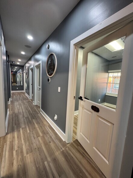 Primary Photo Of 301-304 Macy Dr, Roswell Medical For Lease