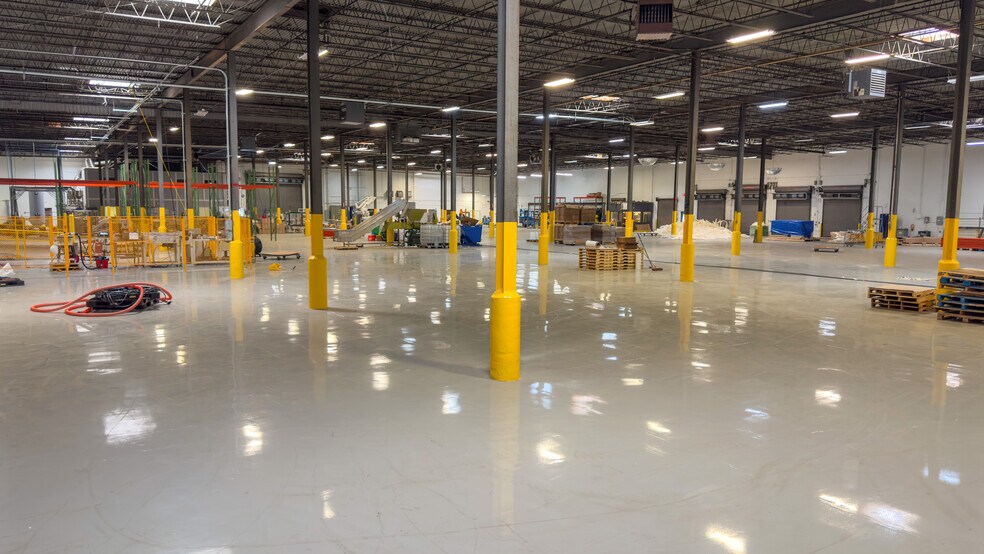 More Photos Of 2400 Mellon Ct, Decatur Distribution For Lease