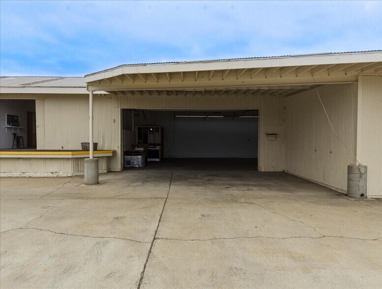 More Photos Of 414 N O St, Lompoc Warehouse For Sale
