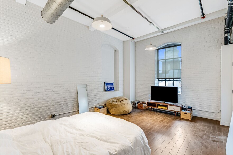 More Photos Of 219 Cuthbert St, Philadelphia Loft Creative Space For Lease