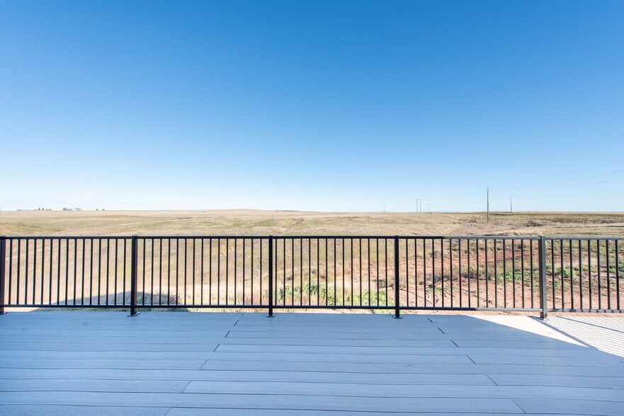 More Photos Of 13603 38th St SW, Belfield Flex For Lease