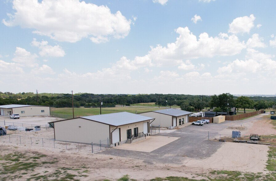 More Photos Of 2550 County Road 279, Leander Freestanding For Lease