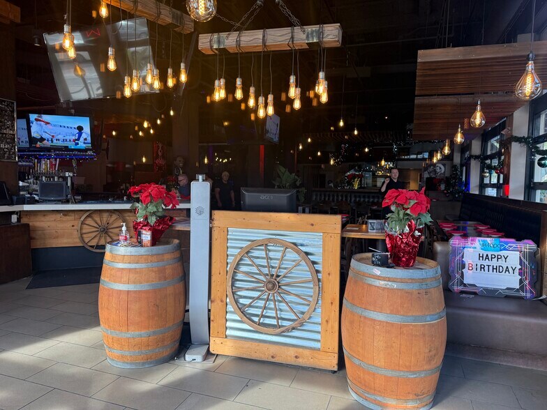 More Photos Of 119 E Colorado Blvd, Pasadena Office For Lease