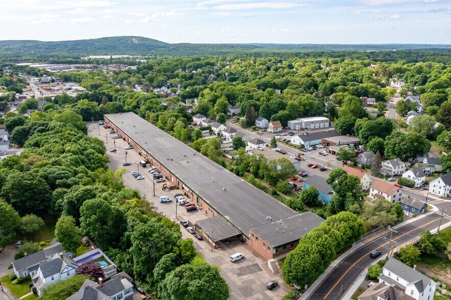 More Photos Of 105 Commerce Way, Dedham Warehouse For Lease