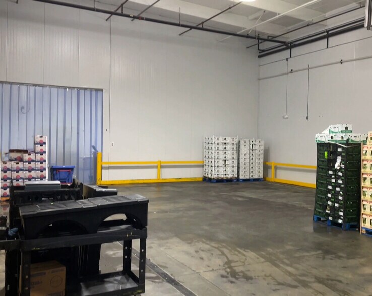 More Photos Of 2648 W Ramsey St, Banning Refrigeration Cold Storage For Sale