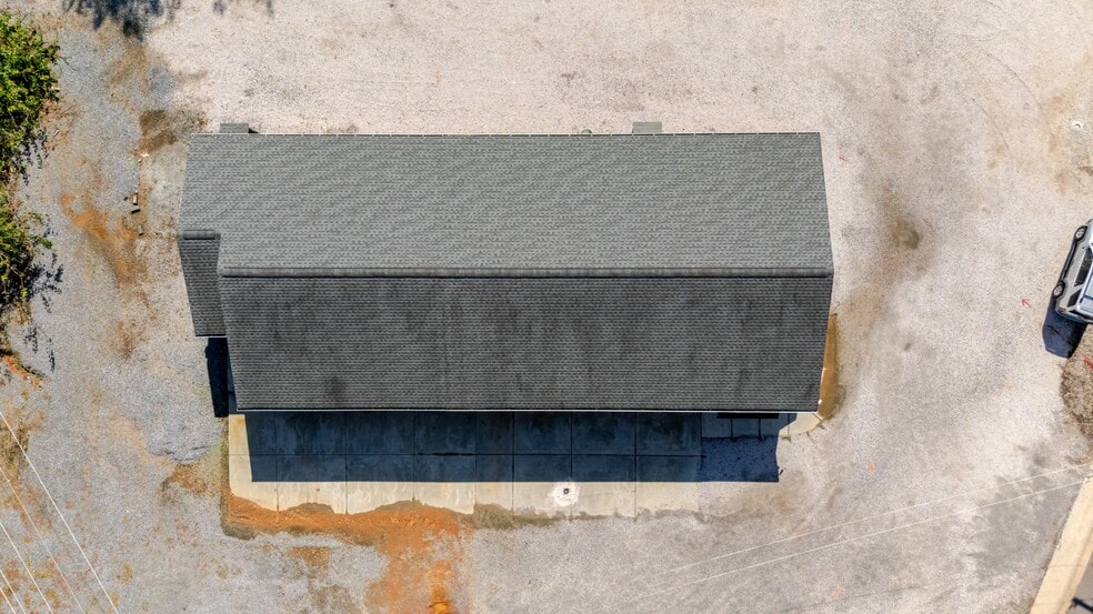 More Photos Of 201 Spratt St, Fort Mill Light Distribution For Lease