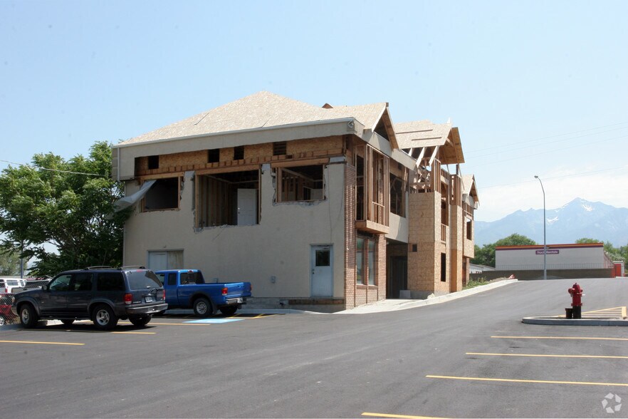 More Photos Of 9140 S State St, Sandy Office For Lease
