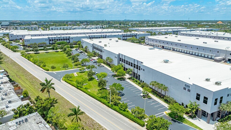 More Photos Of 3300 SW 64th Ave, Davie Unknown For Lease