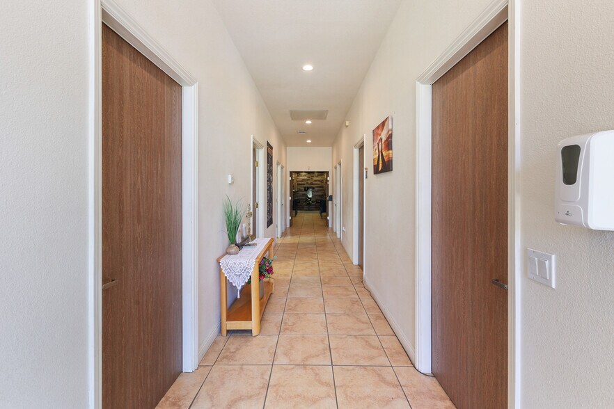 More Photos Of 1415 E Ramsey St, Banning Religious Facility For Lease