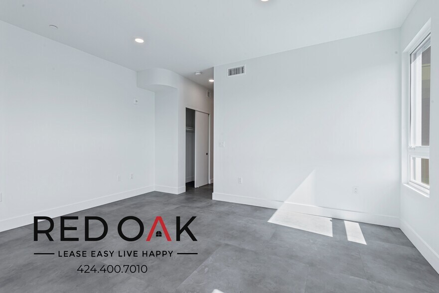 More Photos Of 3450 W 43rd St, Los Angeles Apartments For Lease