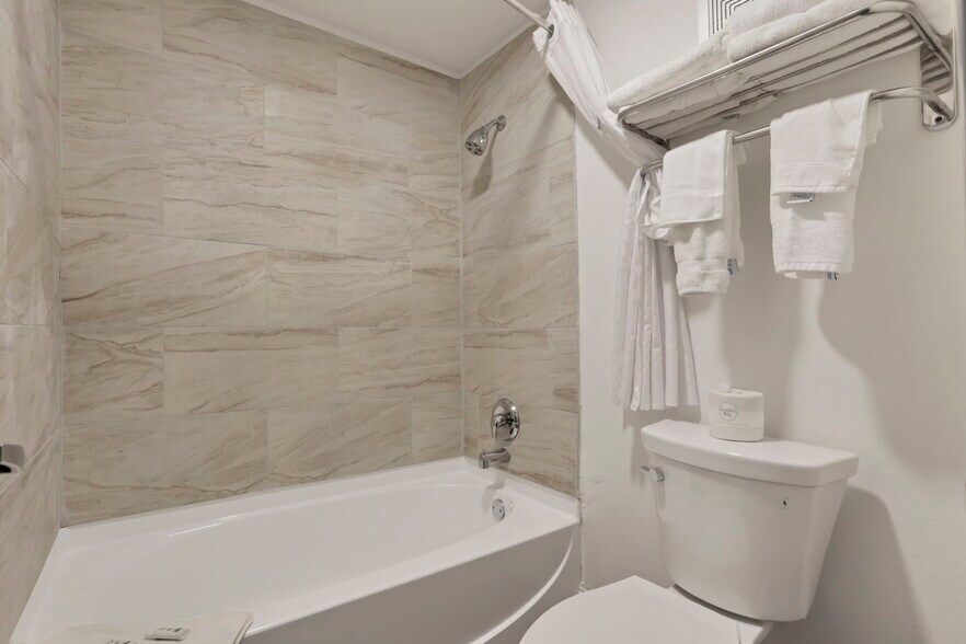 More Photos Of 22115 Brookpark Rd, Cleveland Hotel For Sale