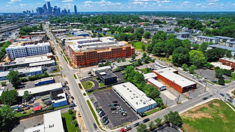 More Photos Of 2417 N Tryon St, Charlotte Unknown For Lease