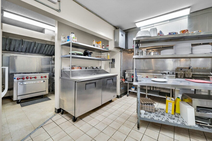 More Photos Of 678 Colonel Ledyard Hwy, Ledyard Storefront Retail Residential For Sale