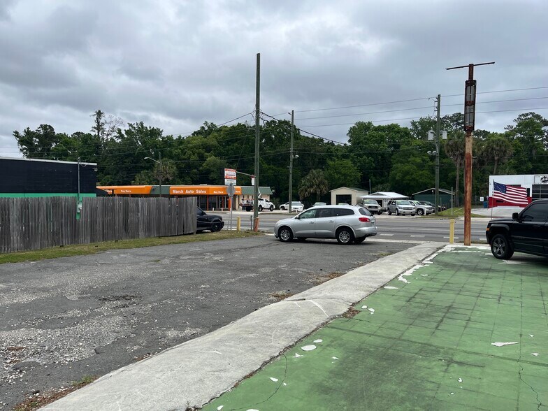 More Photos Of 5013 Park St, Jacksonville Auto Repair For Sale