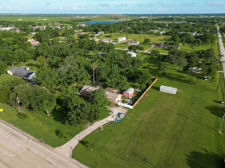 More Photos Of 11111 FM 1764 Rd, Santa Fe General Retail For Sale
