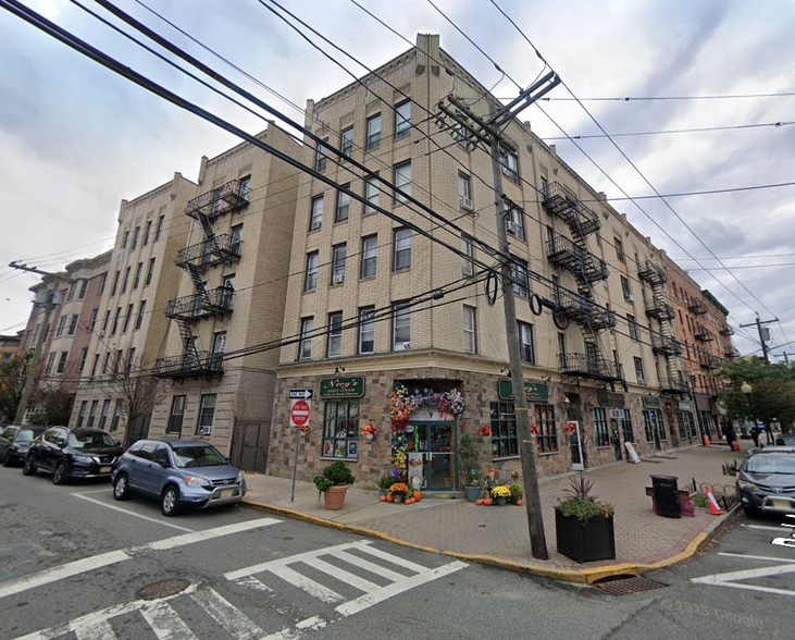 Primary Photo Of 4530 Park Ave, Weehawken Apartments For Lease