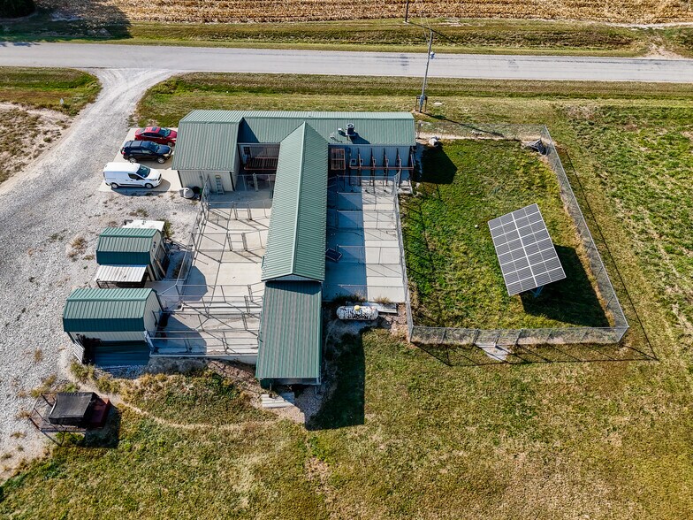 More Photos Of 12646 300th st, Wheeler Specialty For Sale