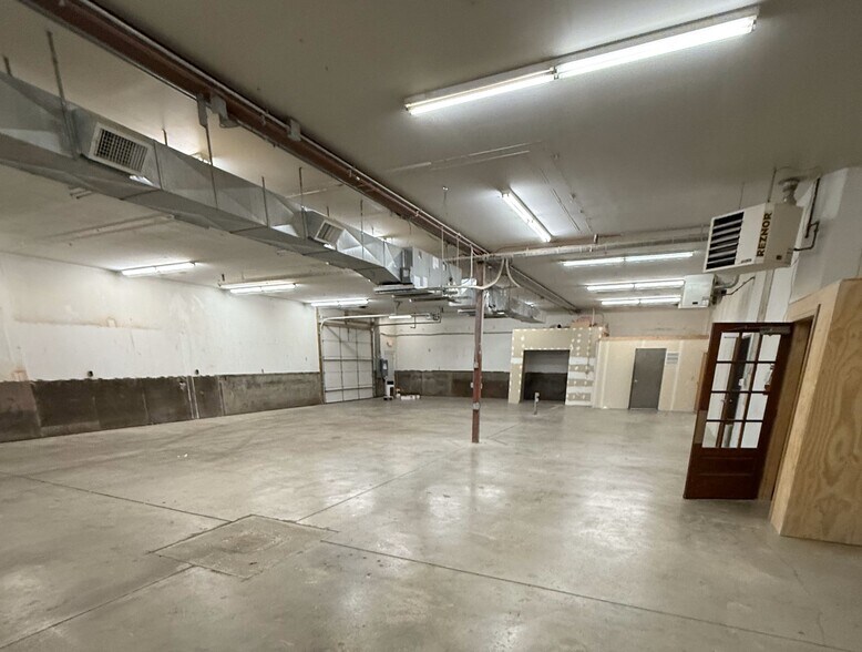 More Photos Of 1835-1855 Successful Dr, Fairborn Distribution For Lease