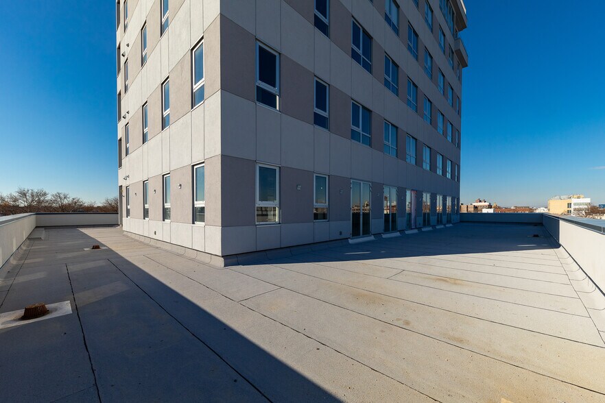 More Photos Of 1055-1063 63rd St, Brooklyn Office For Sale