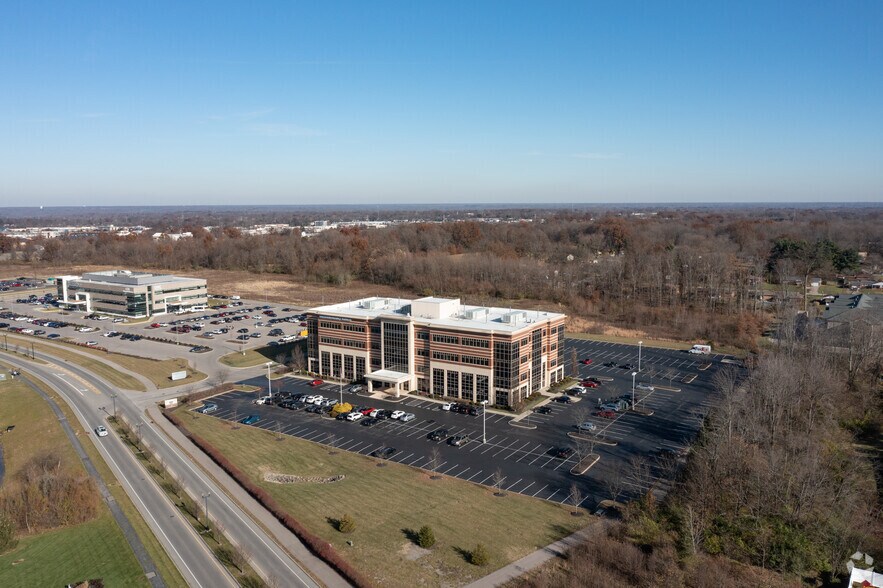 More Photos Of 4270 Ivy Pointe Blvd, Cincinnati Office For Lease