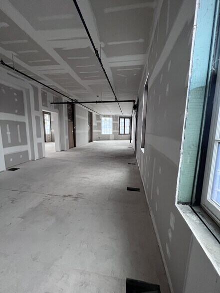 More Photos Of 4000 Colerain Ave, Cincinnati Apartments For Lease