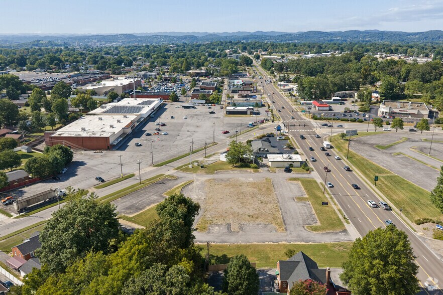 More Photos Of 2060 Fort Henry Dr, Kingsport Land For Lease