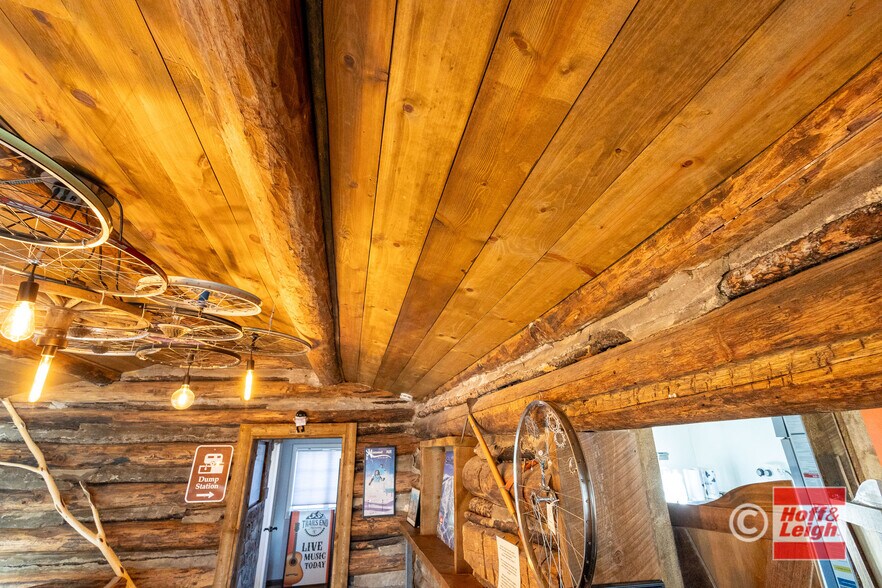 More Photos Of 252 Front St, Monument Freestanding For Sale