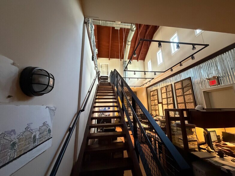 More Photos Of 11338 Bonita Beach Rd, Bonita Springs Loft Creative Space For Sale