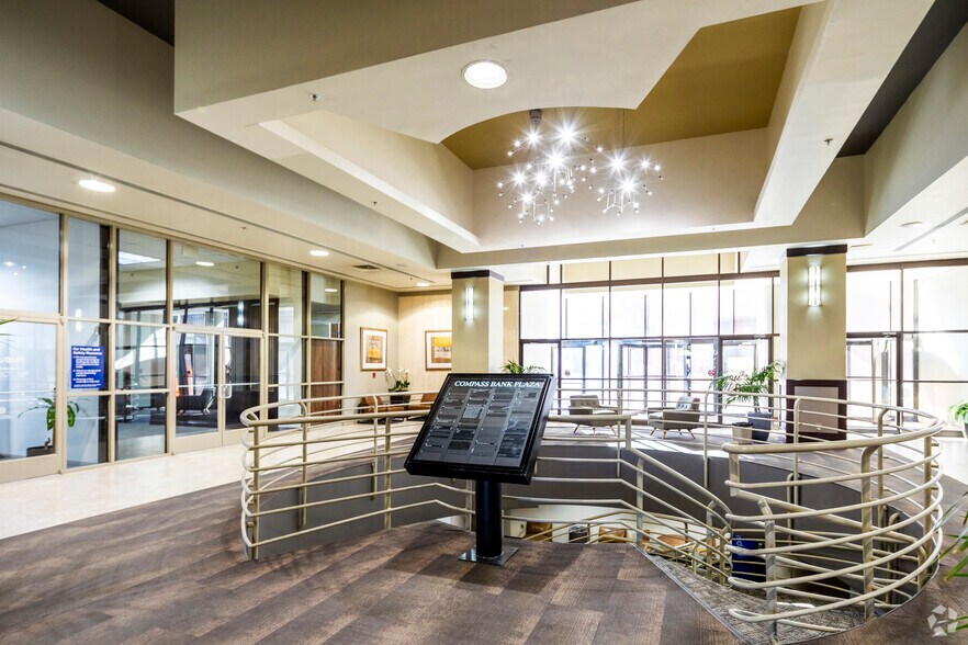 More Photos Of 505 Marquette Ave NW, Albuquerque Office For Lease