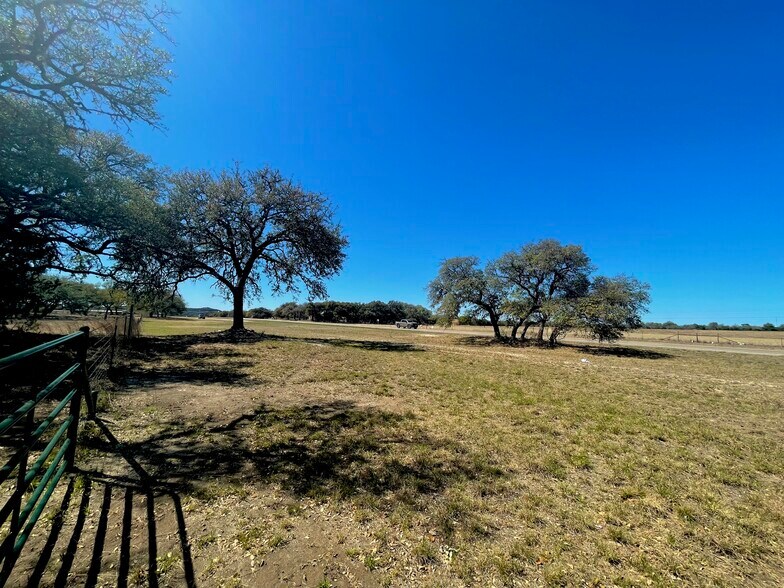 More Photos Of 0000 State Highway 16 S, Pipe Creek Land For Sale
