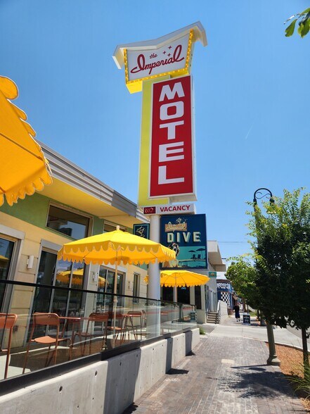 More Photos Of 701 Central Ave NE, Albuquerque Hotel For Lease