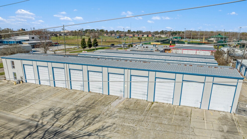 More Photos Of 8535 GSRI Ave, Baton Rouge Self Storage For Sale