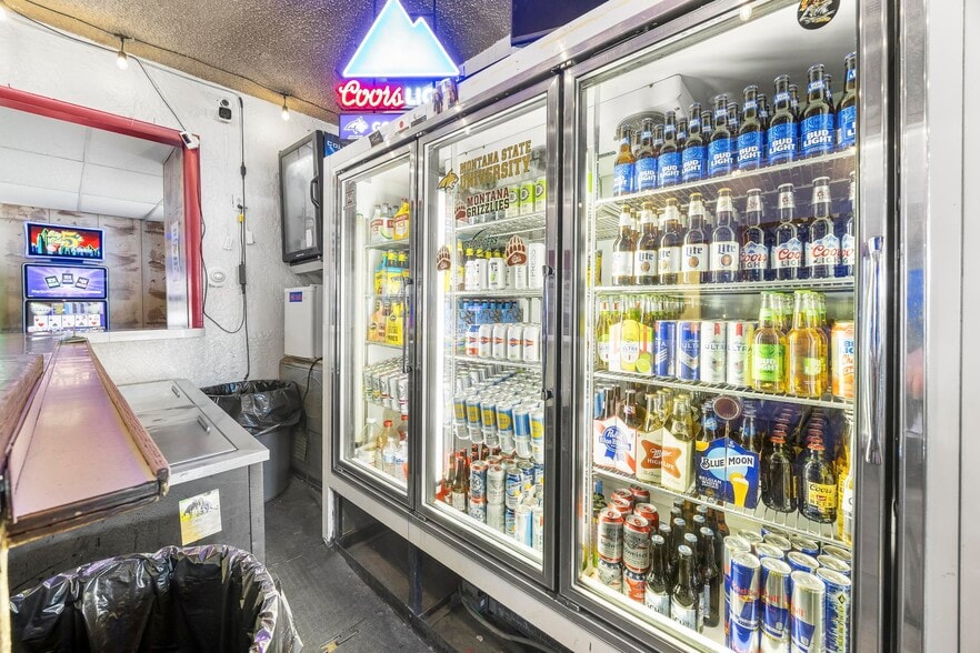 More Photos Of 2740 Elm St, Butte Bar For Sale