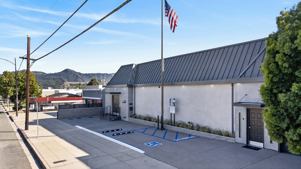 More Photos Of 703 S Main St, Burbank Food Processing For Sale
