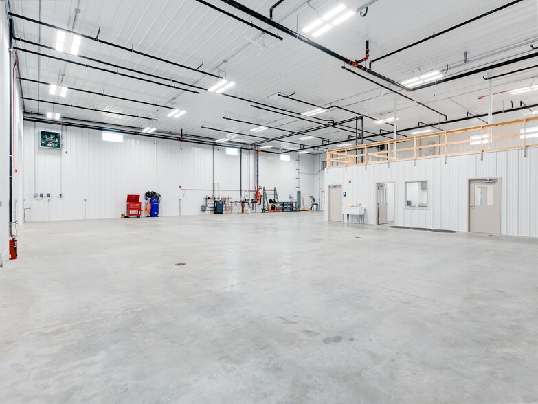More Photos Of 26336 S Heritage Dr, Elwood Warehouse For Sale