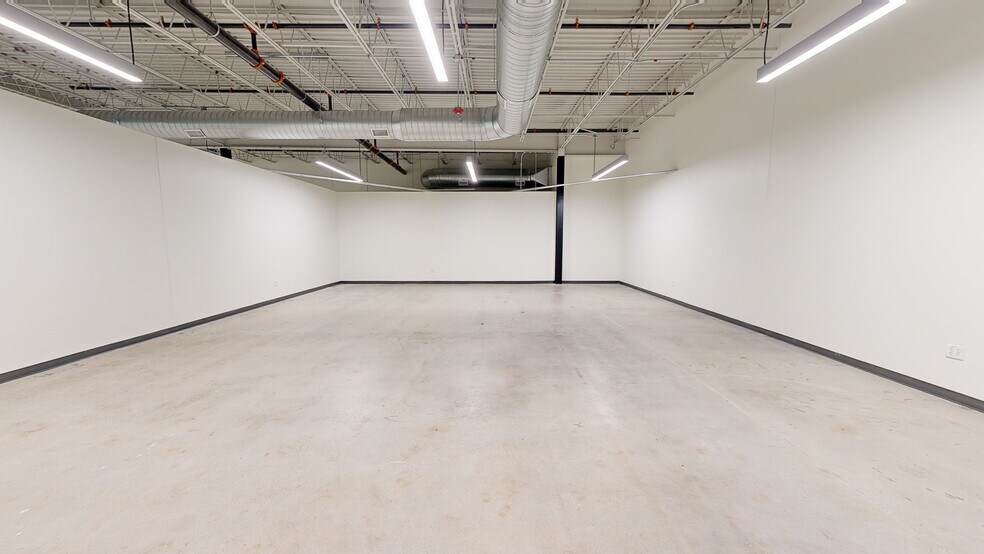 More Photos Of 77 Rowe St, Newton Warehouse For Lease