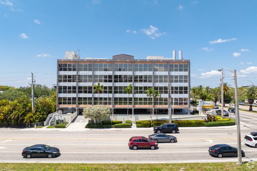 More Photos Of 1400 NW 107th Ave, Miami Medical For Lease