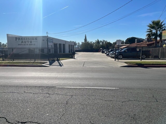 More Photos Of 17903 Valley Blvd, Bloomington Auto Repair For Lease