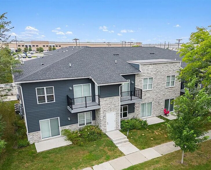 More Photos Of 1241 E Woodward Heights Blvd, Hazel Park Apartments For Sale