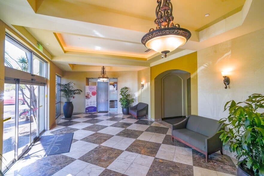 More Photos Of 838 Nordahl Rd, San Marcos Medical For Lease